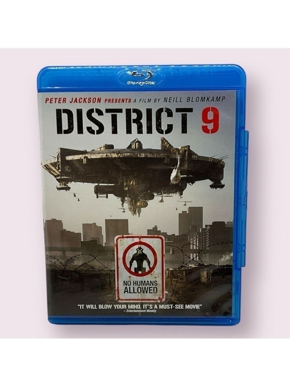 District 9 Blu Ray Disc